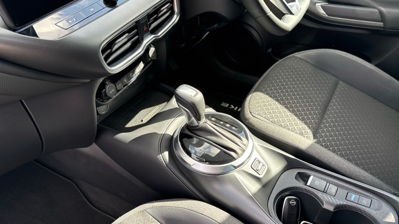 Nissan Juke 1.6 Hybrid N-Connecta 5dr Auto Hybrid Hatchback